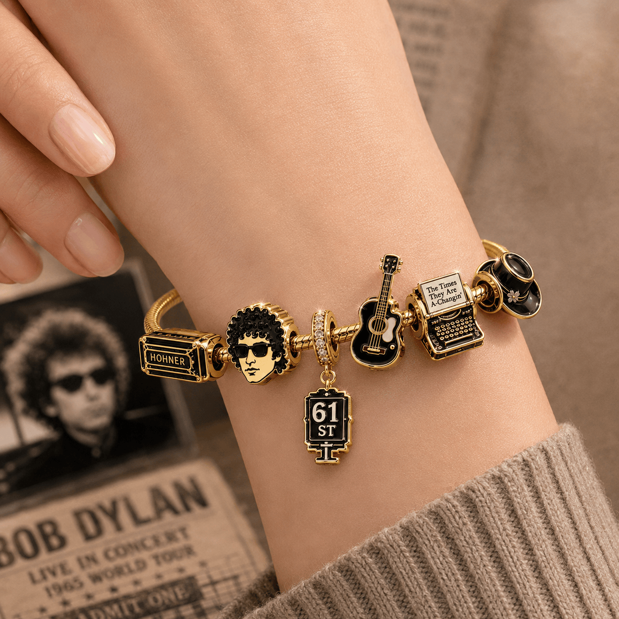 BDL Gold Charm Bracelet Set VTH
